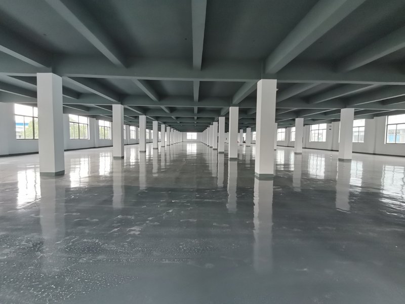 上海青浦二楼厂房仓库出租 青浦工业园区赵巷崧华路崧泽大道园区二楼整层面积2841平 单价0.85元/平/天 物业费2元/月 一部2吨货梯 一部客梯 