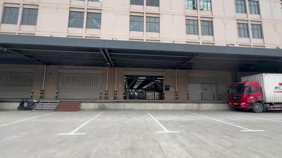 仓库出让，1楼带卸货平台产业园丙类消防可办环评生产组装冷链仓库等