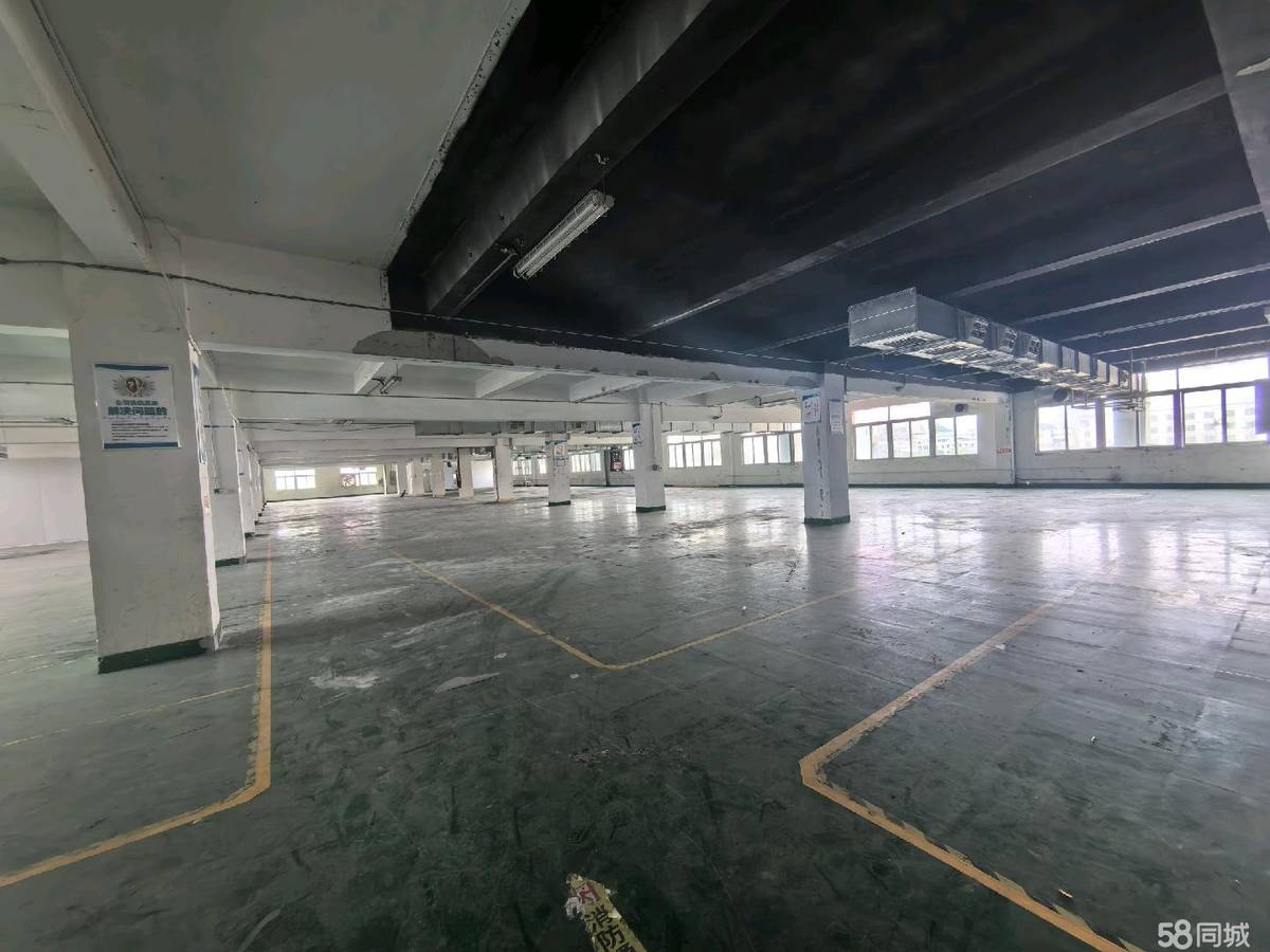 业主直租常平制造园厂房出租，户型方正，带环评东2400平通勤便利主干道，设备齐全