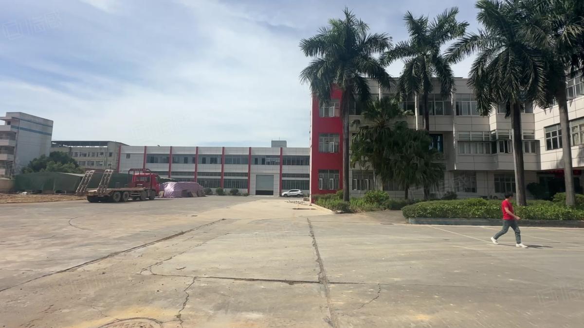 一房东！凤岗五联独院2000平一二楼各1000平厂房出租独门独院单层通勤便利