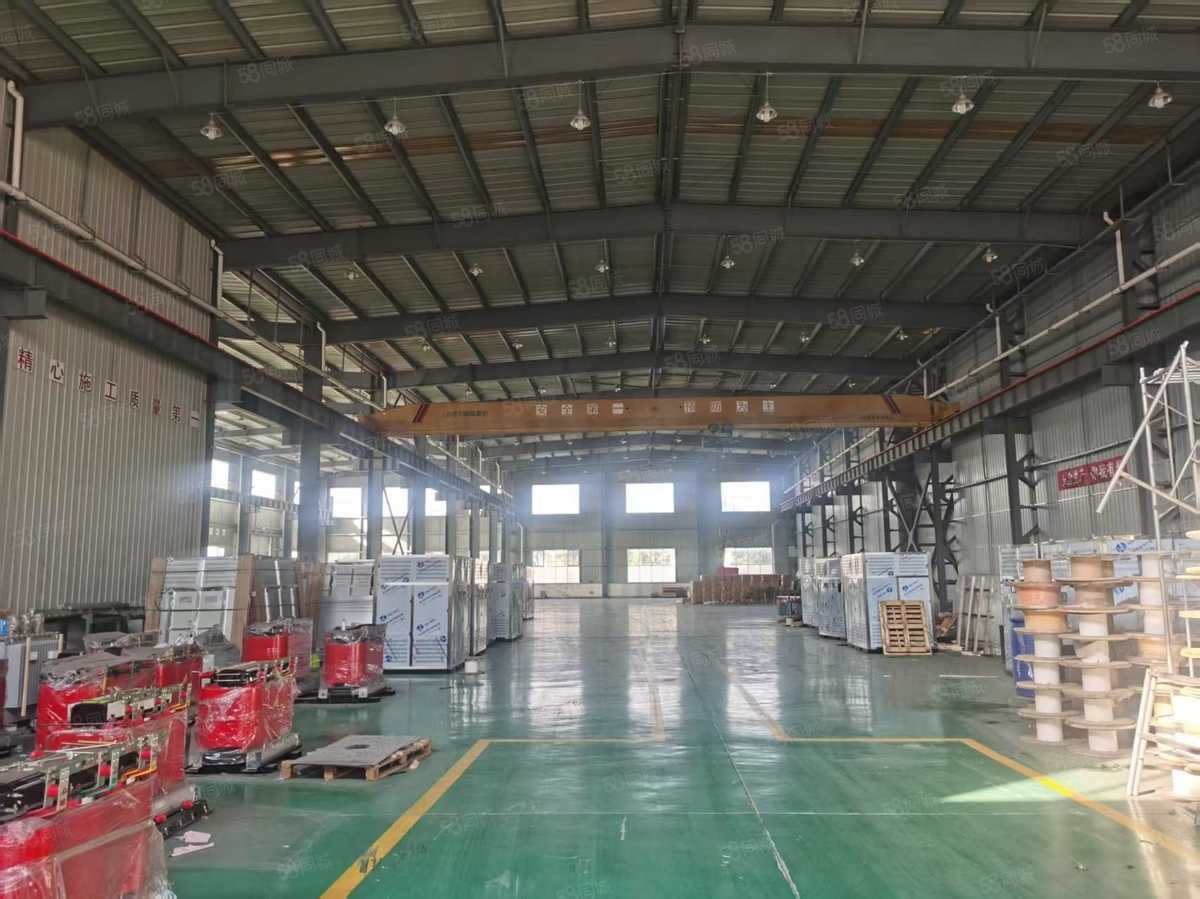 17.5米大车进出方便，苏州带15吨行车，开发区高速厂房出租3300平单层