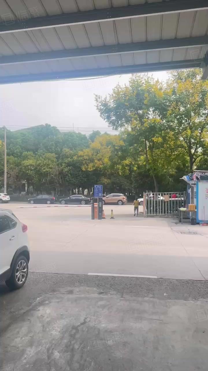 合肥经开1楼450平方厂方，带卸货月台，合肥经开莲花路厂房出租仓库2480平独门独院多层，带喷淋