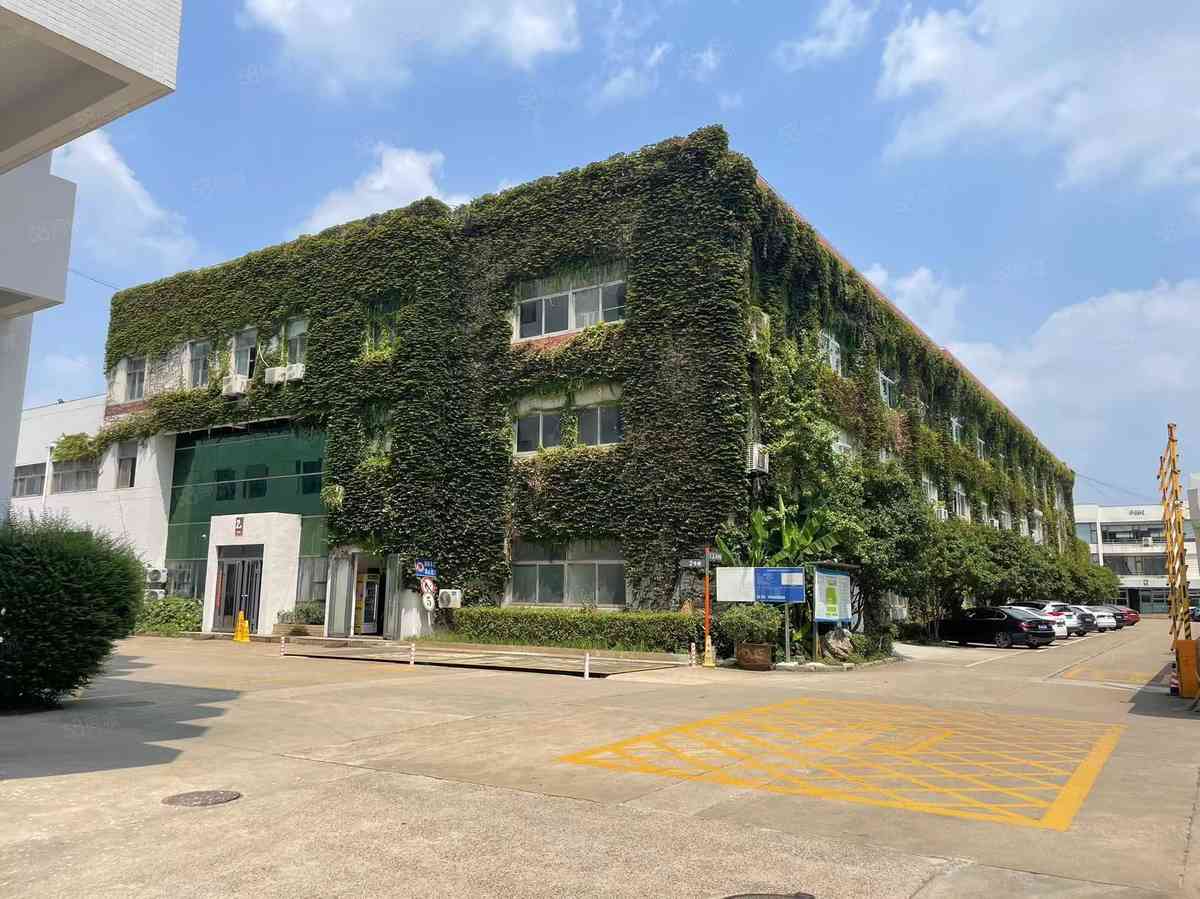 【推荐】常州新北区 万达 单价便宜 多层厂房 !新北新区3600平厂房出租独门独院单层