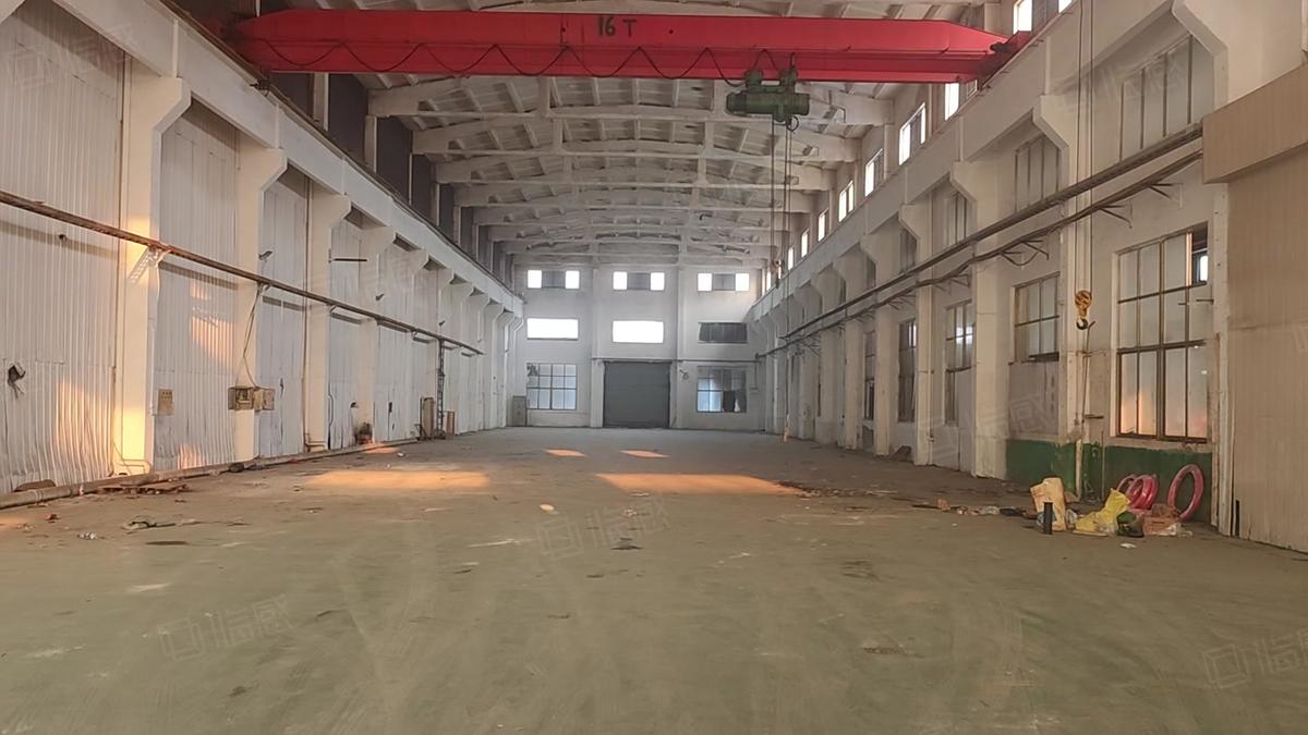【推荐】常州新北区薛家镇1500平厂房仓库带行车16吨大厂房出租单层可架行车