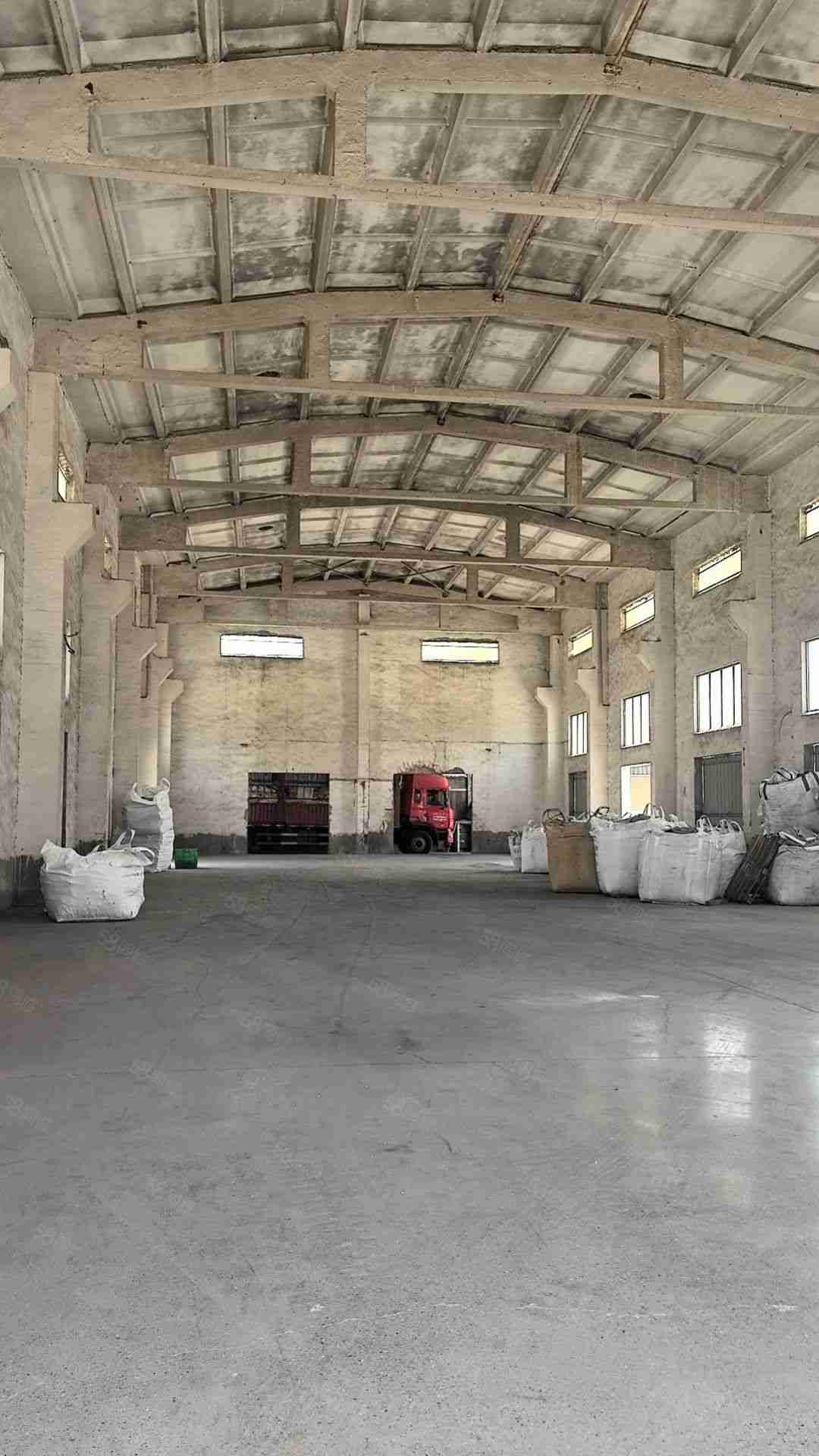 场地比车间厂房出租单层,常州郑陆独门独院2000平纯一层车间