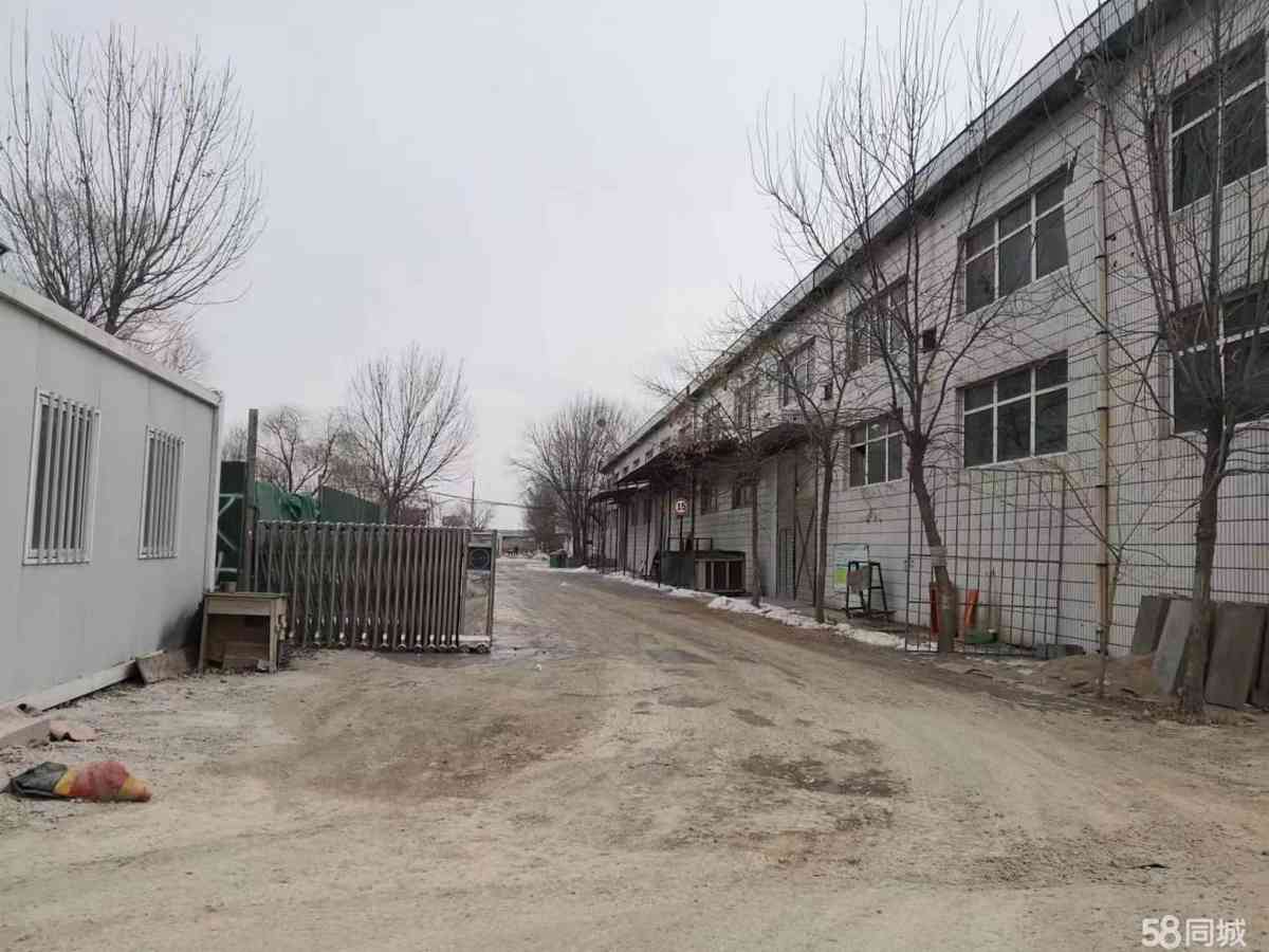 多个厂房+空地可选,济南独门独院厂房直租 ,交4500平厂房出租标准厂房