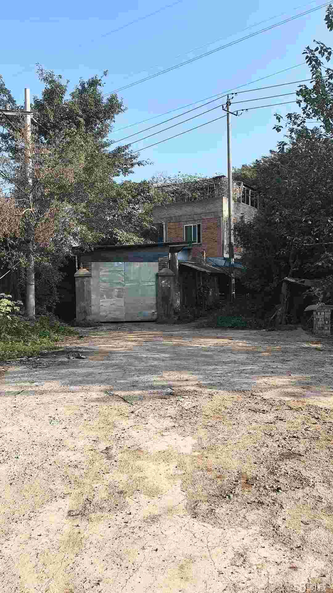 福州闽侯南屿山兜厂房 位置优越 通勤便利1500平厂房出租单层