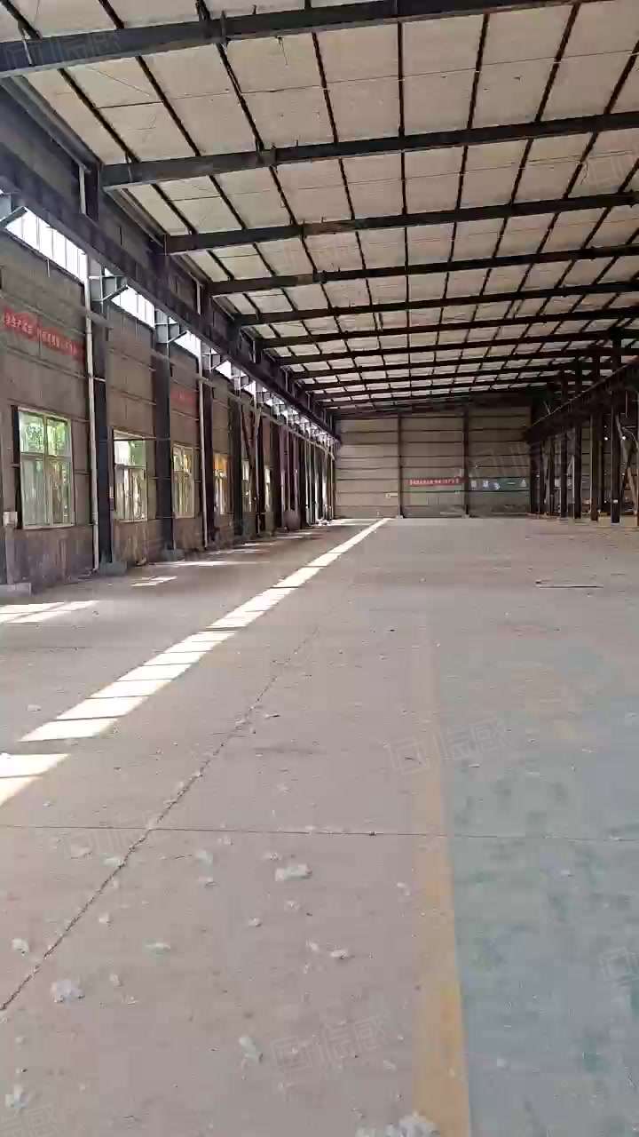 大吨位行车,西安泾河新城6500平独门独院,水电厂房出租单层