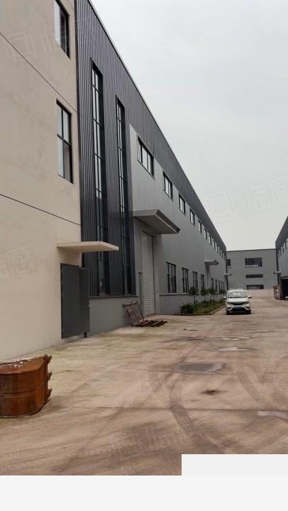 重庆3600平,带航车,独门独院高新区厂房出租单层,单价16