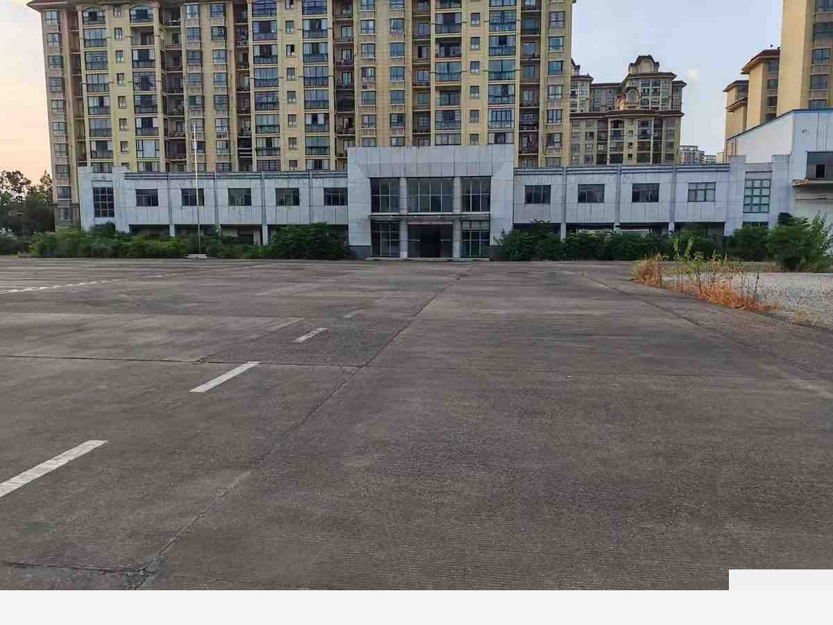 地段优越,长沙独门独院通勤便利,适合做各种业态14500平厂房出租单层