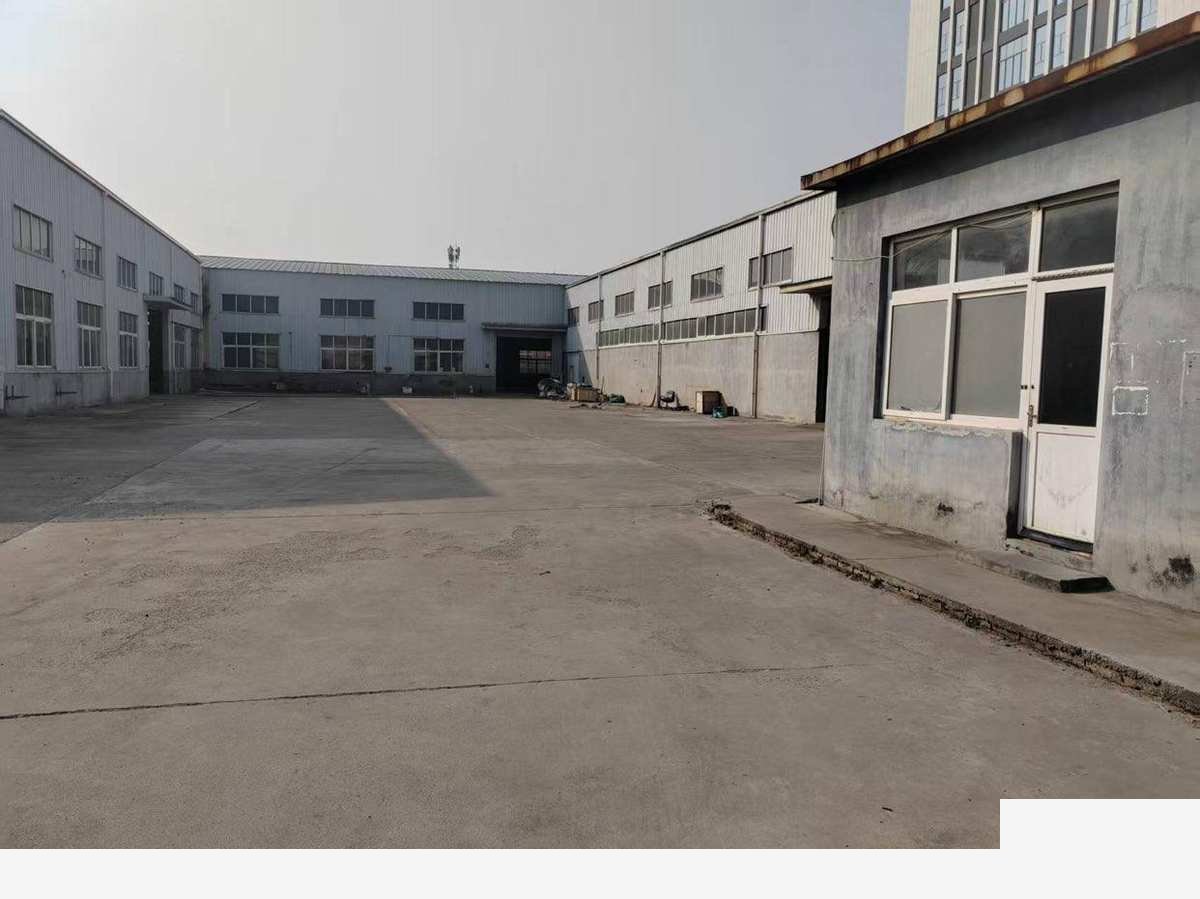 青岛房东直租，车间都有行车，长租价格4000平厂房出租单层可架行车，价格可商量