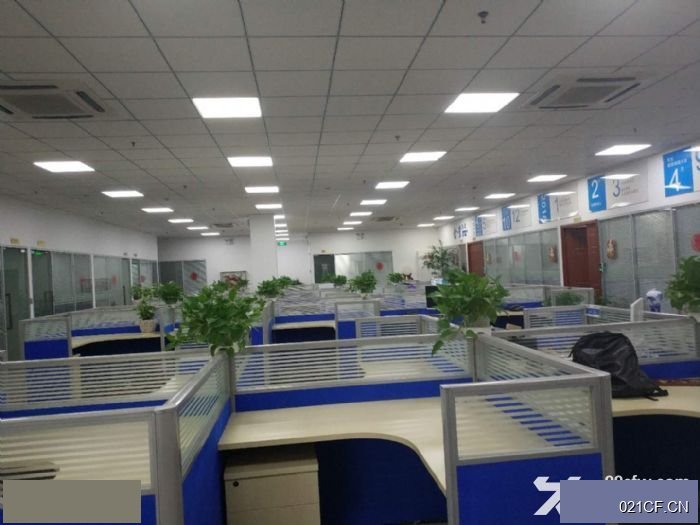 上海浦东金桥工业区大小可分割研发生产仓1580㎡地铁可分租厂房出租