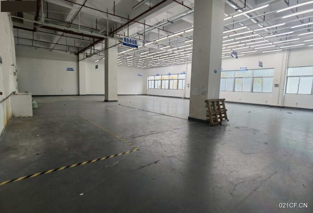 广州萝岗科学城一楼层高65米550㎡多层大车进出交通便利厂房出租