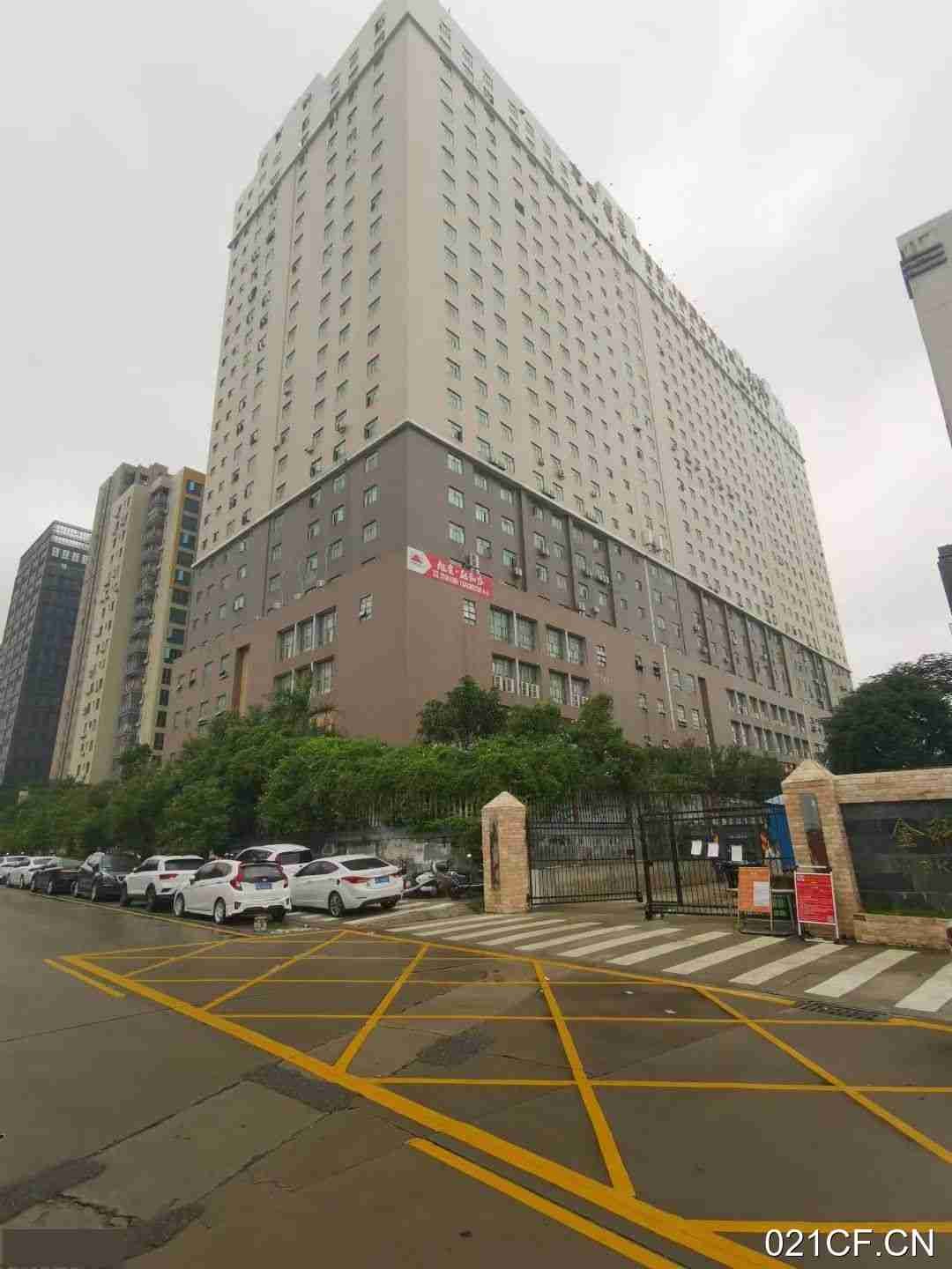 深圳宝安松岗研发生产红本930㎡双层大车进出交通便利厂房出售