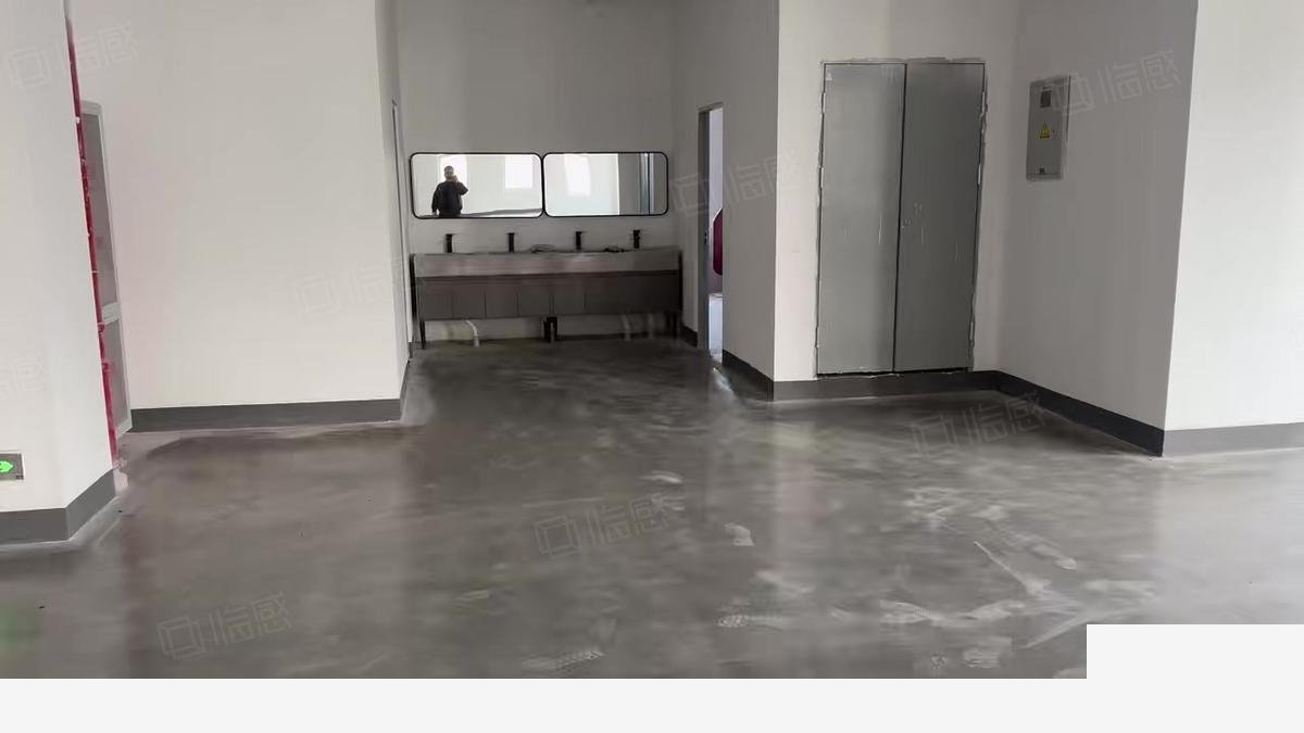 上海上海青浦工业区 原房东独立层面厂房出租,配套完善