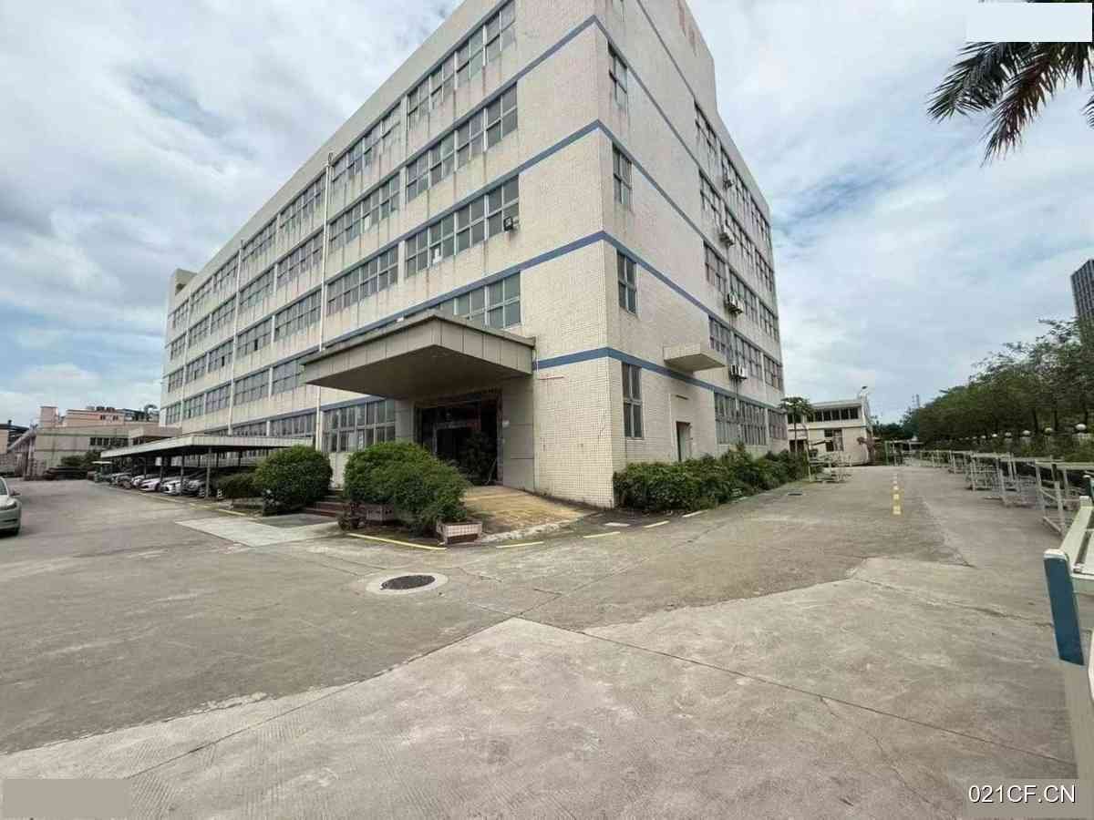 深圳龙华新区观澜龙海独门独院 空地超大13400㎡多层大车进出厂房出租