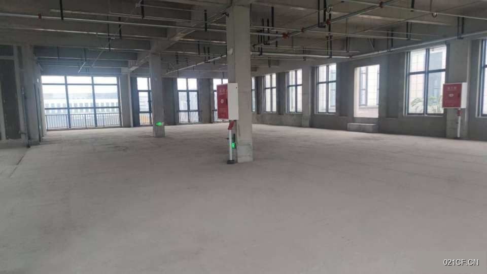 成都郫县红光大平层电梯直接入户品质房源1200㎡多层大车进出交通便利厂房出租