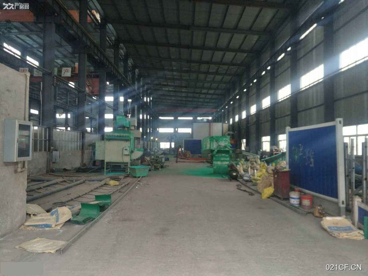 武汉蔡甸柏林行车15吨5吨各一台配套2500㎡独门独院单层大车进出厂房出租