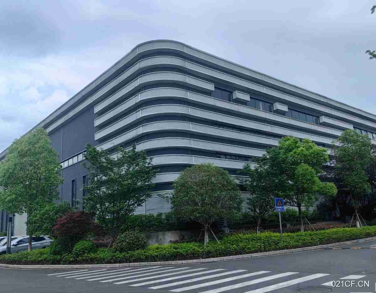 重庆沙坪坝大学城高新区核心区钢构起租1500㎡单层全新厂房出租