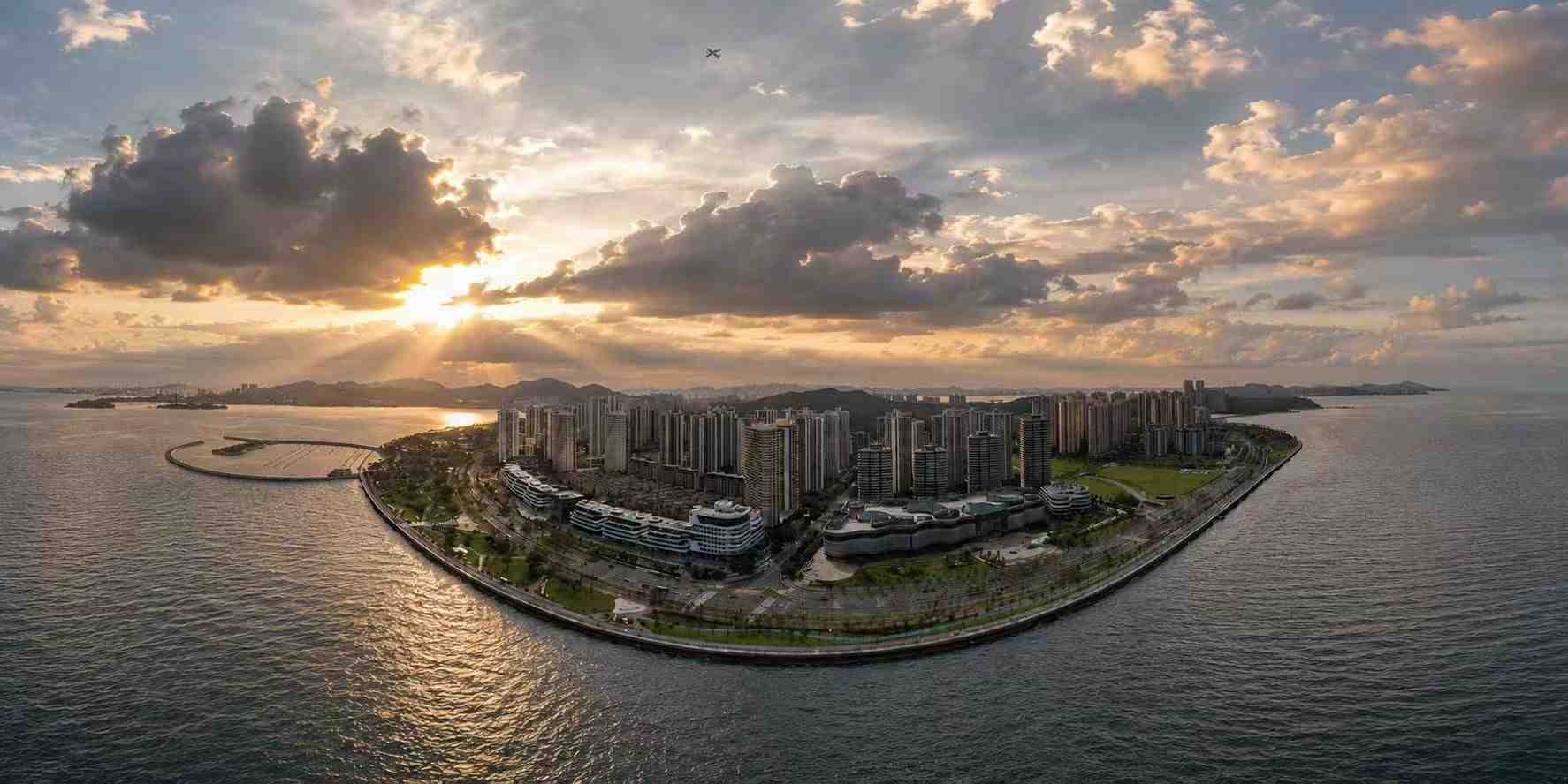 全球首座16兆瓦张力腿浮式风电平台投运 刷新多项世界纪录｜蕞新