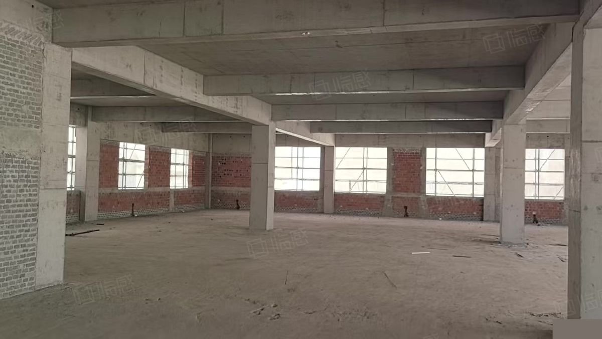 联东U谷全新独栋4层4000平方，一楼可隔层，可走大车厂房出租，地铁直达