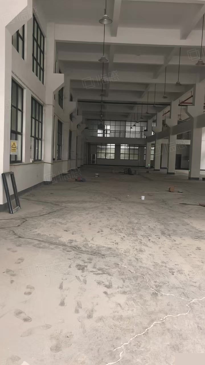 德清武康工业区1至2层4500方全新厂房出租,配套完善