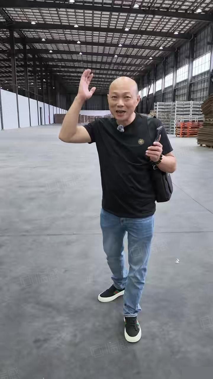 工业园长兴12000平厂房出租,首层13米层高