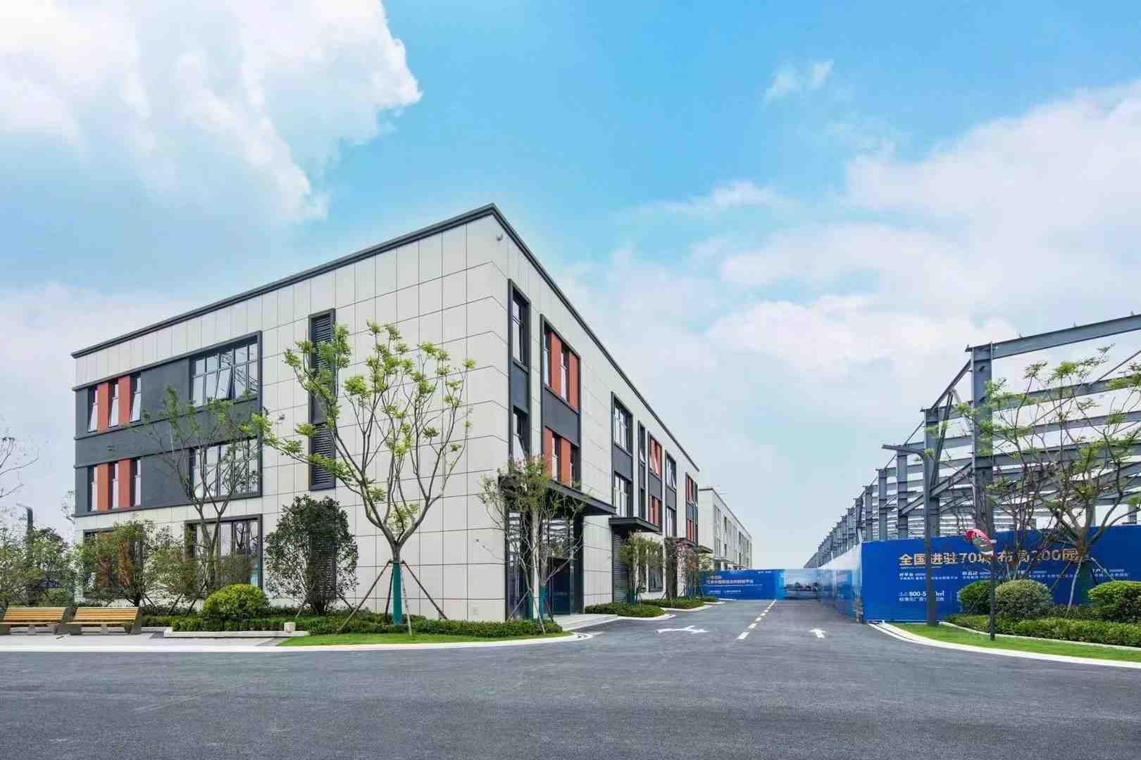 温州盐盘楼层1500平标准一个平面带3吨货梯能进17米大厂房出租，配套完善