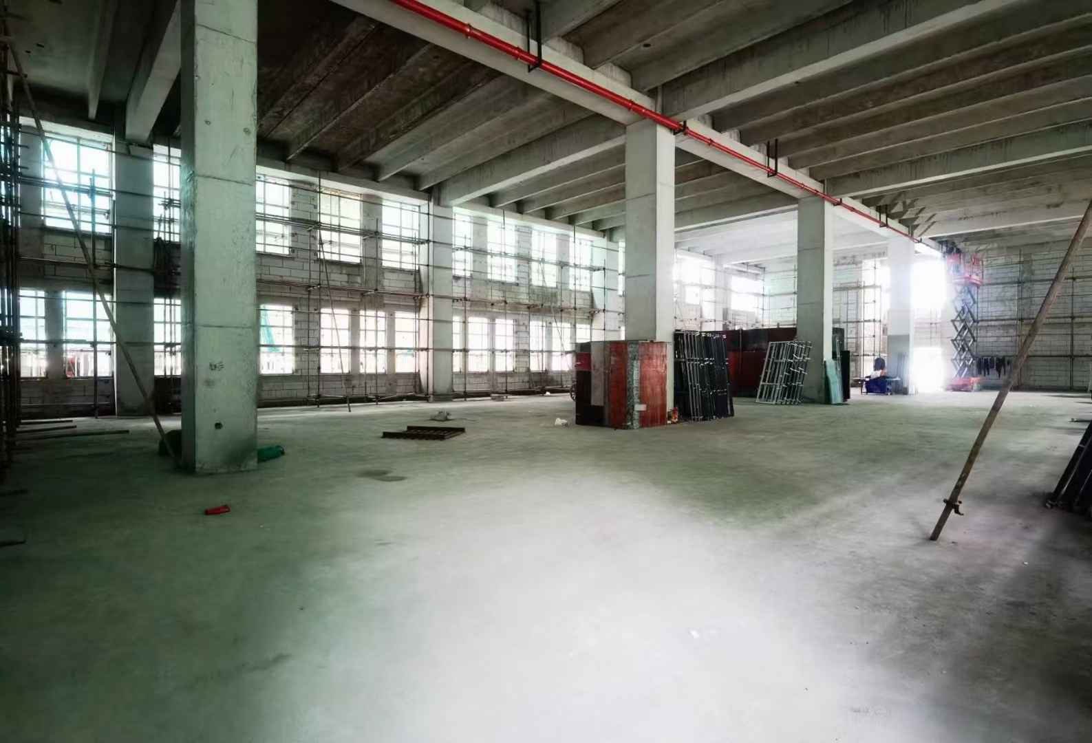 温州乌牛工业区11000平米厂房出租，首层9.6米层高