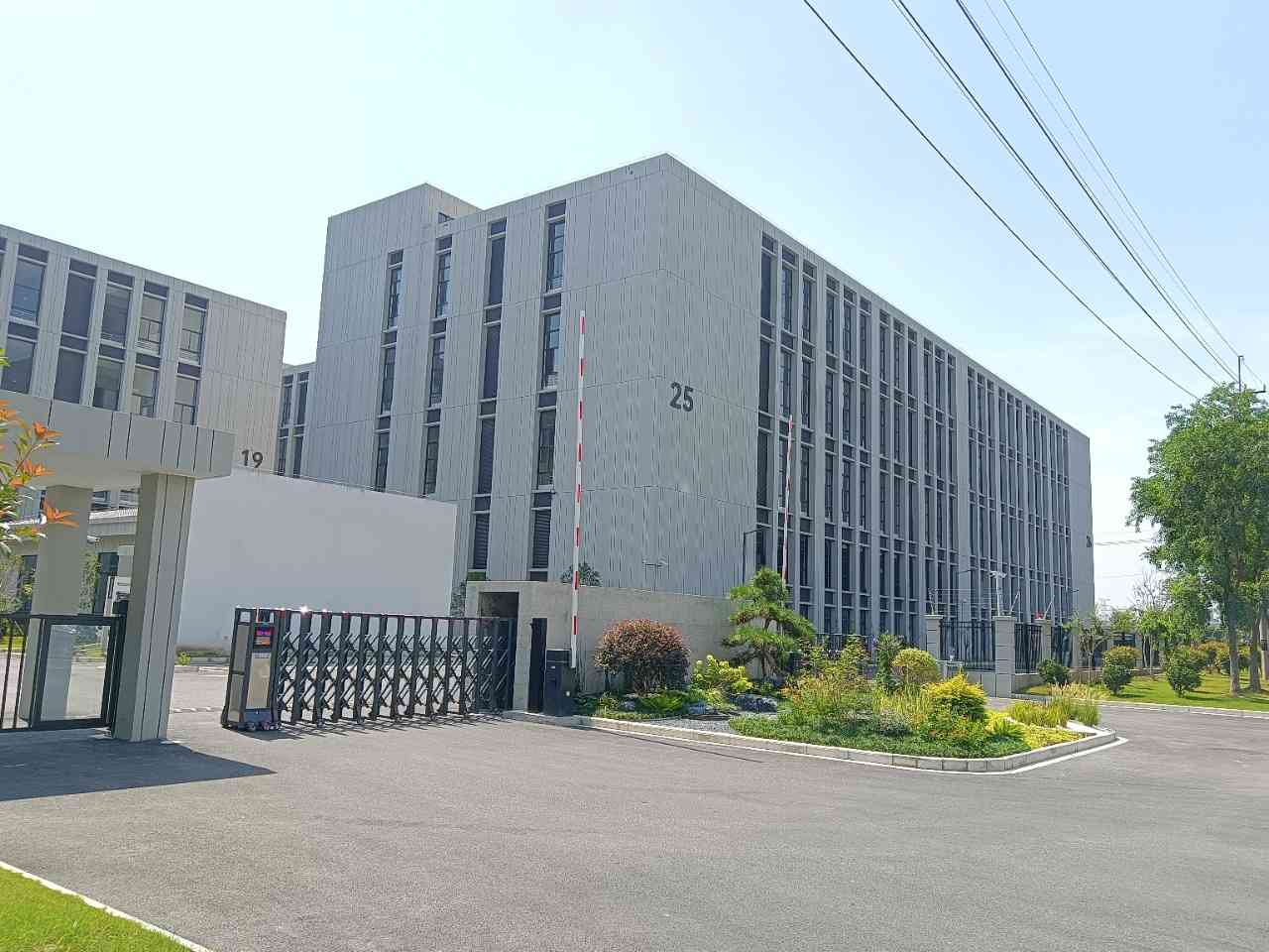 温州塘下2一4层80O一1500一2100平方，精装修厂房出租，配套完善
