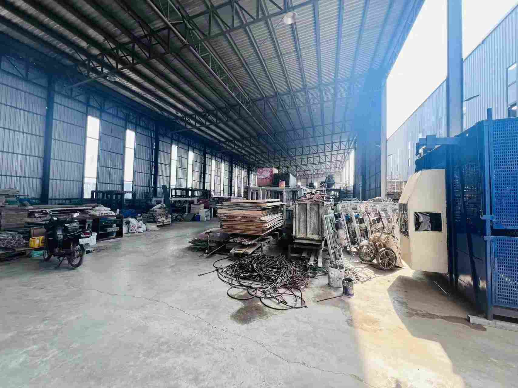 浙江市浙江市区物流园1楼,5门面,可办公仓储物流,冷库江山城区624平厂房出租,配套完善
