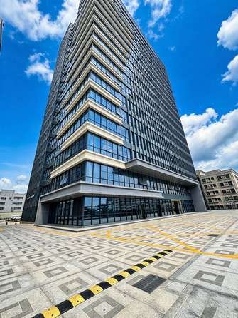 深圳石岩松柏路一手房东整栋科技大厦1800㎡厂房出租，地铁直达