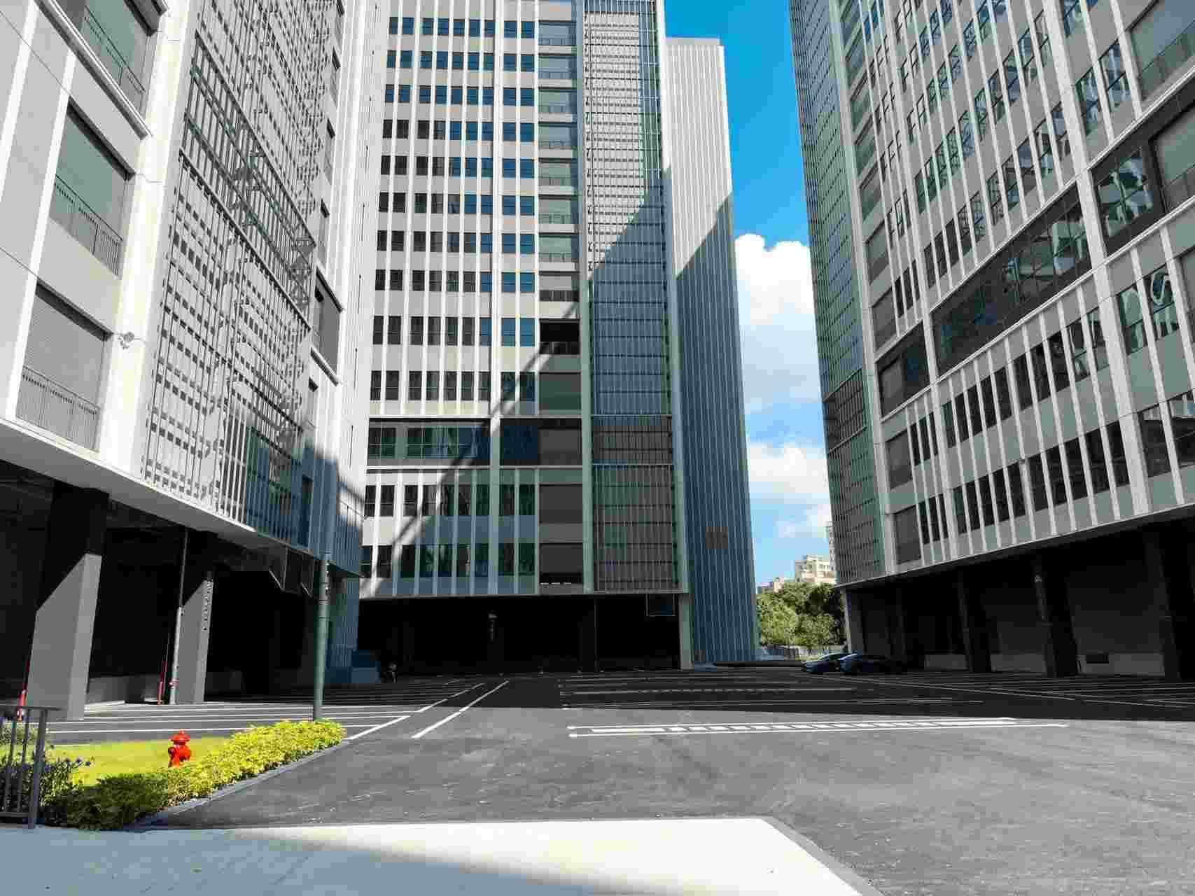 深圳智能传感产业社区卸货区域实景