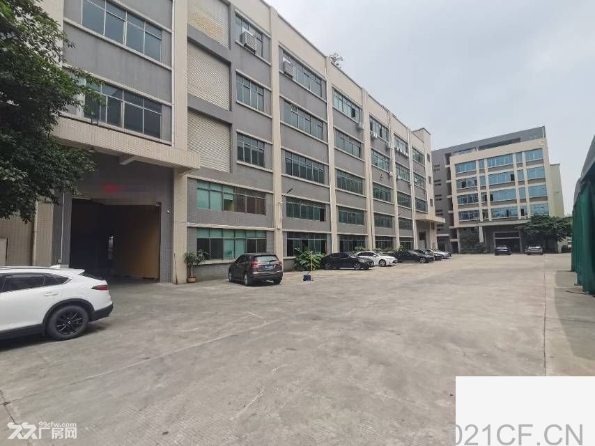 东莞21000㎡ 寮步靠石大路原房东带行车标准独院厂房出租,首层7米层高