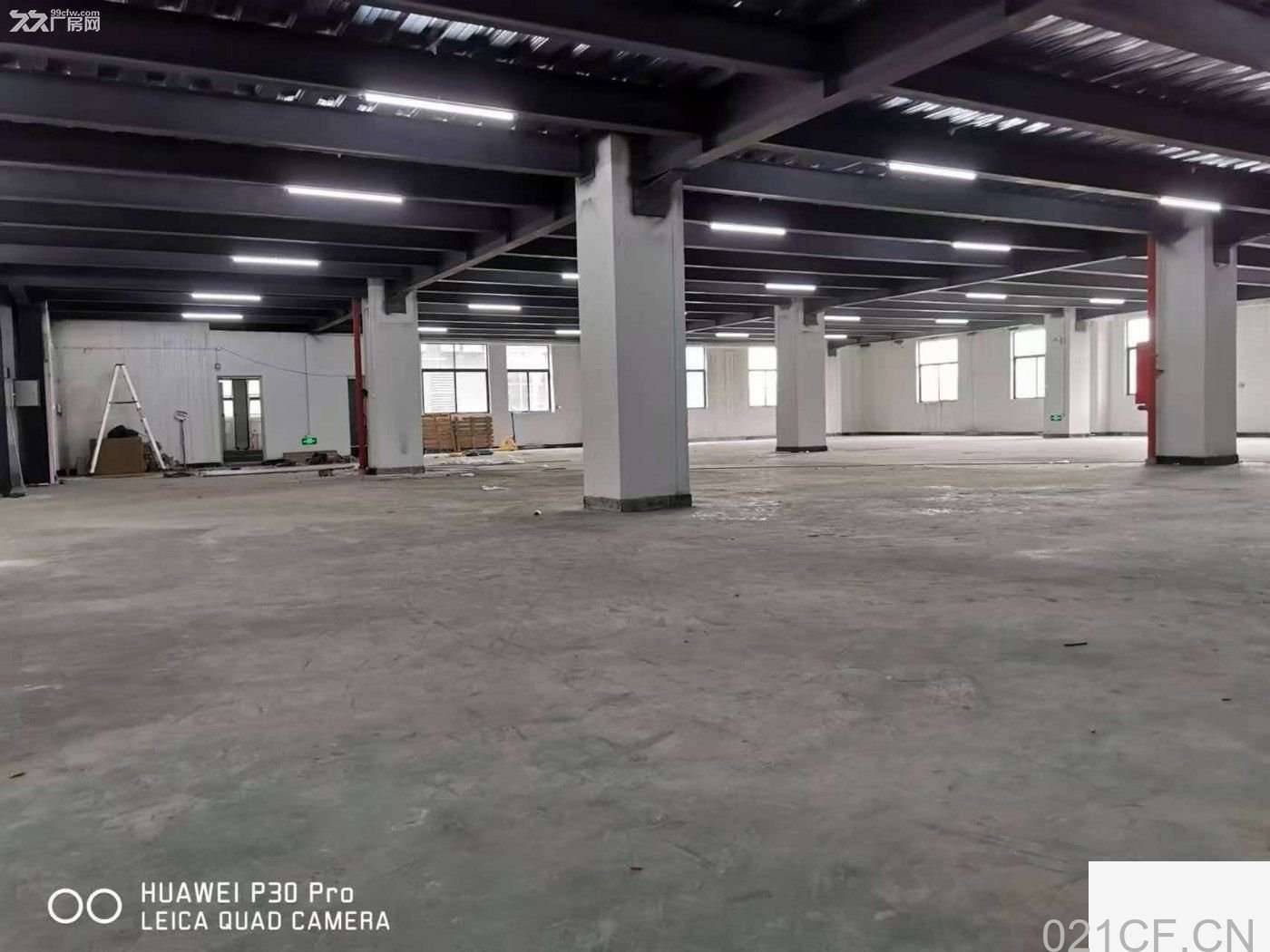 中山 横栏一手厂房1000平4楼底层可仓库可生产可办公多货梯近沙古公路-横栏厂房出租，首层3米层高