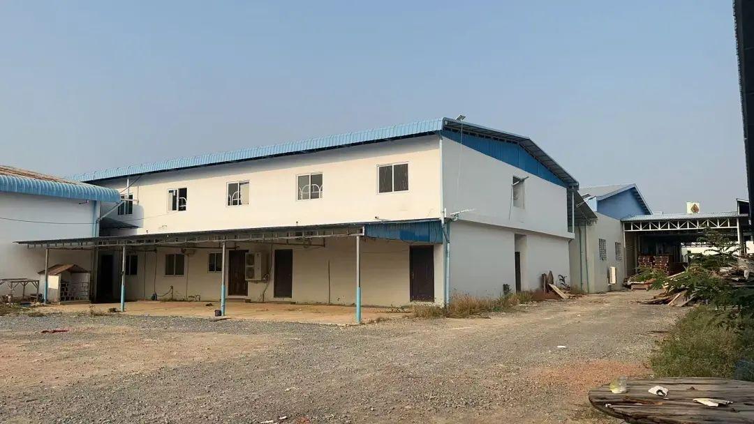 南昌市昌东大道BumiGlow巴厘岛风情餐厅(印象城店)南昌市红谷滩区O可分租 昌东大道附仓库出租厂厂房出租