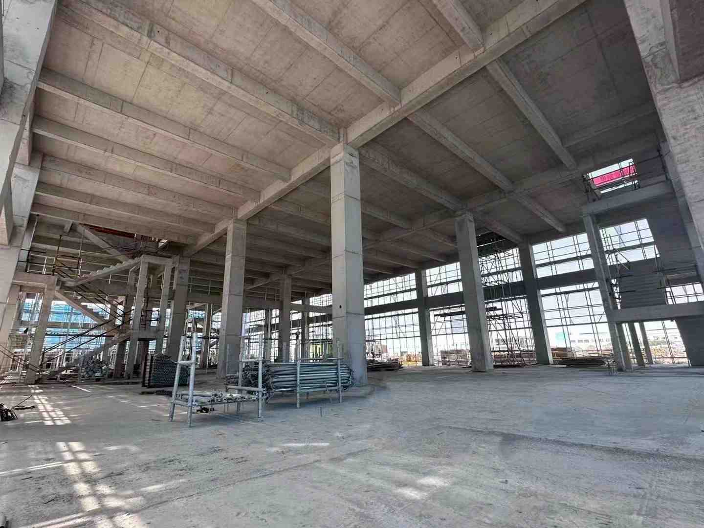 聚源集贸市南昌望城聚源集贸市场新建区西山 石埠 大量框架 钢结构厂房出租，配套完善