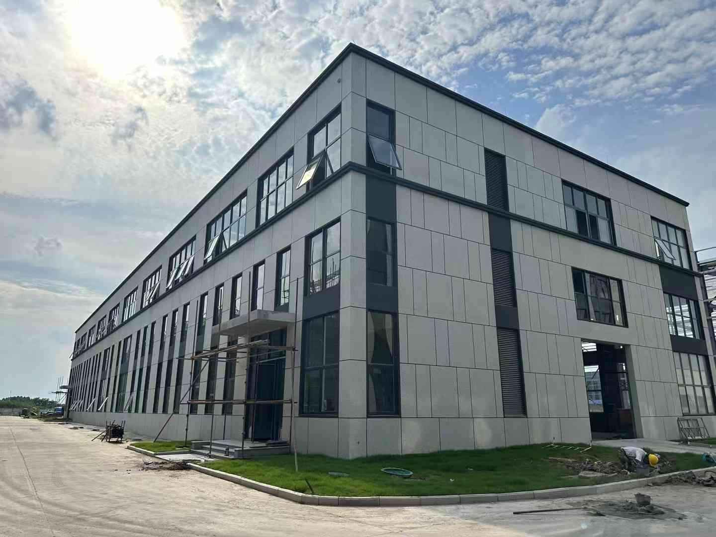 南宁4200㎡ 4200㎡超大面积4S汽车专属旺铺出租-江南白沙大道厂房出租，首层10米层高