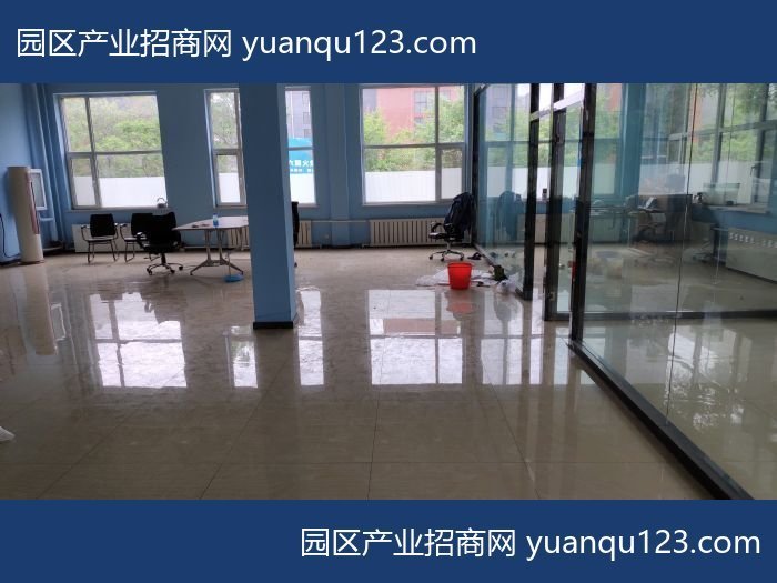 沈阳 租售小面积厂房200平320平有装修手续齐全价格便宜-沈北虎石台厂房出租，首层4.5米层高