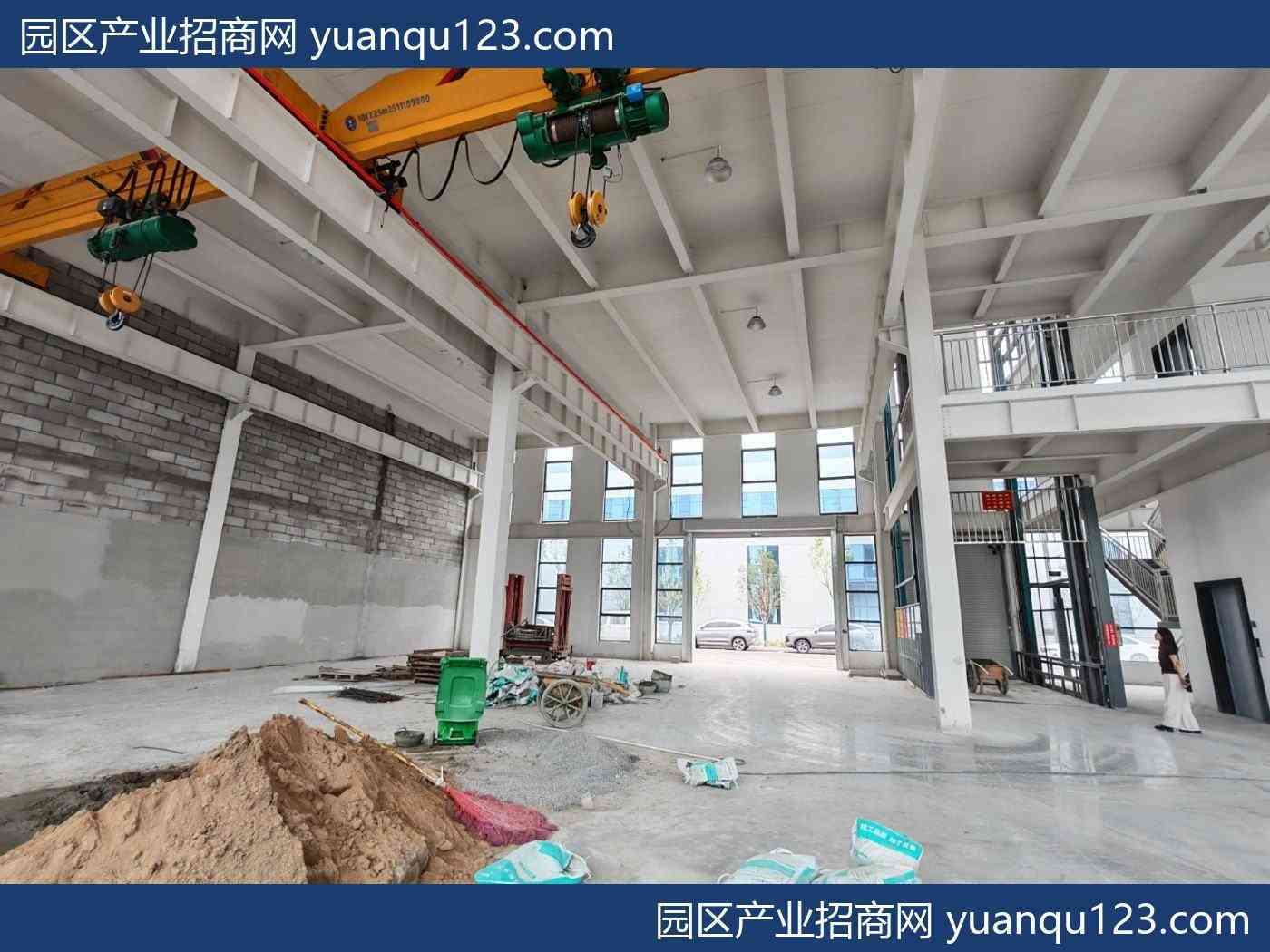 【稀缺】西安2621㎡ 沣西新城钢混框架厂房适合生产研发仓储贸易类一楼层高9.2米可架10吨航车-西厂房出租