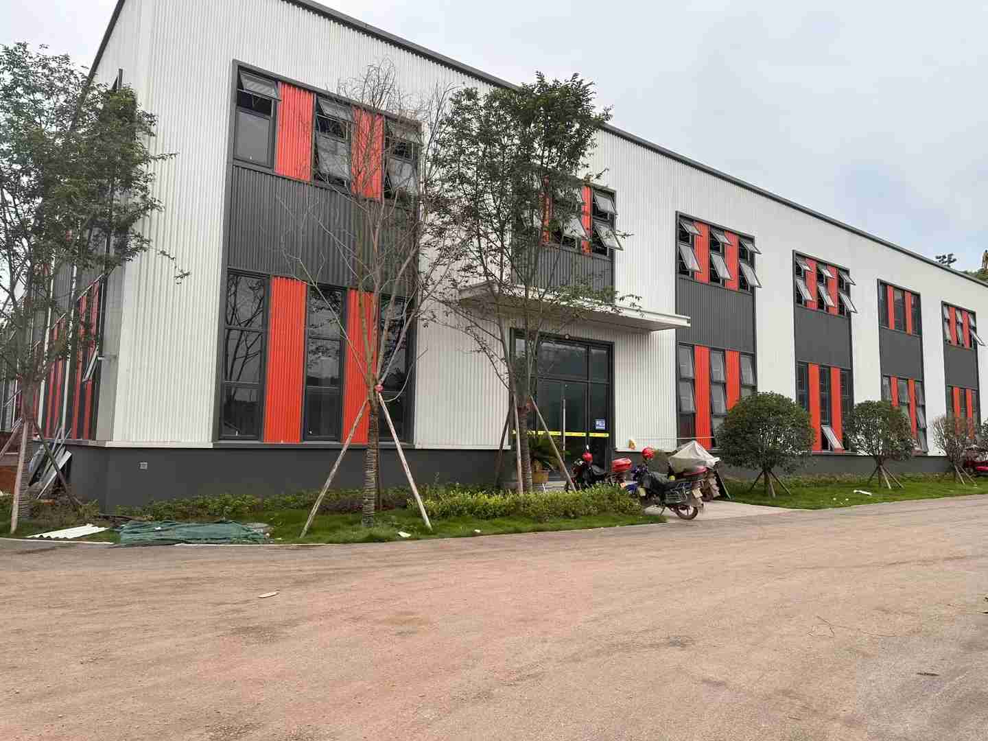 湘潭个人1400平厂房出租，配套完善