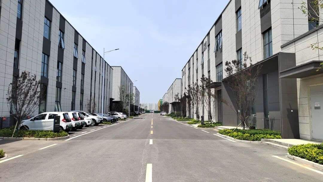 运城 闻喜20余亩空地低价寻租水电齐全可搭棚建厂-运城闻喜厂房出租，配套完善