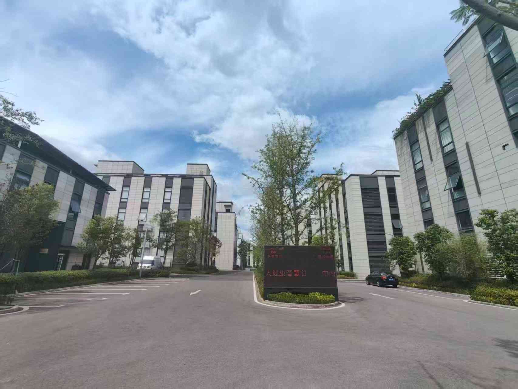 重庆巴南厂房区位