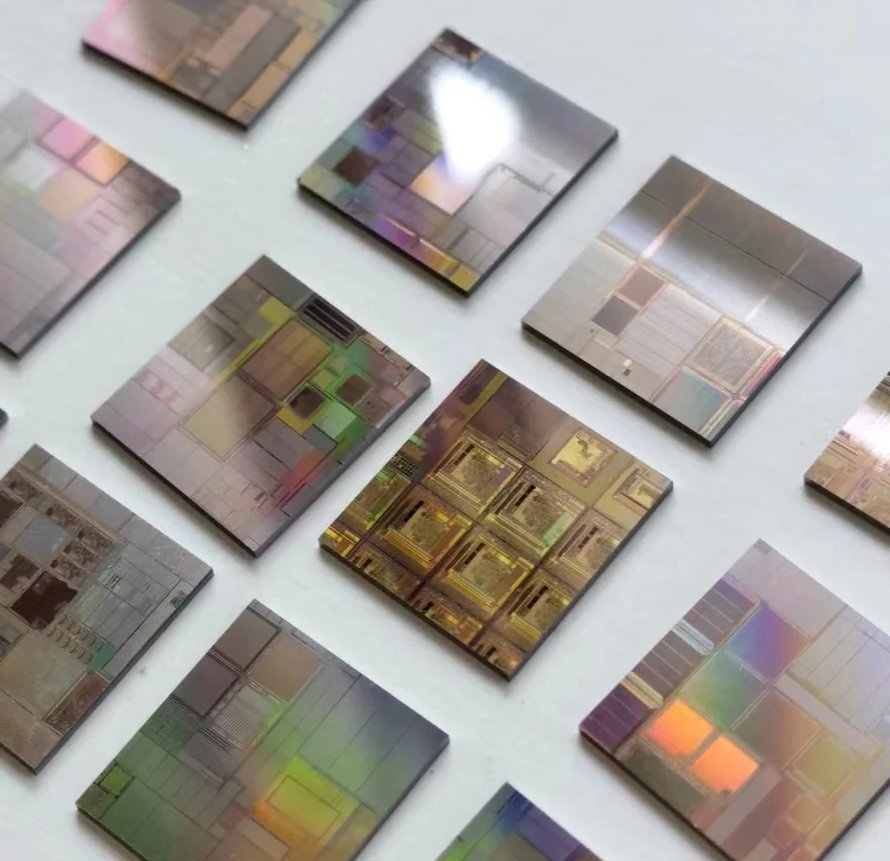 景旺电子50亿元AI算力高端PCB项目在珠海经开区动工 达产后年产值将破百亿