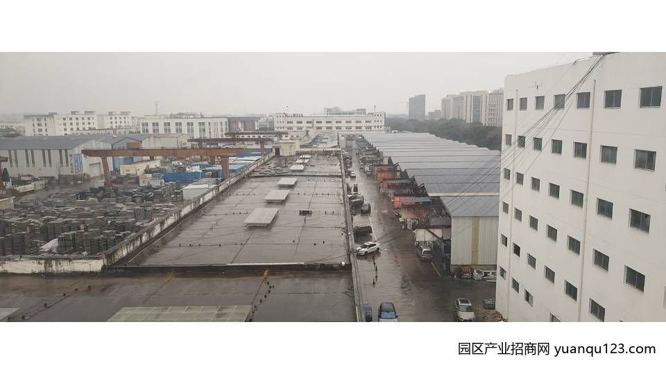 苏州 大面积厂房交通方便，大车进出方便-吴中临湖厂房出租，首层3.5米层高