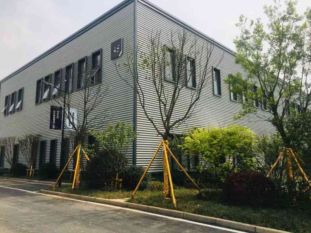 东莞万顷沙珠江大道精装园区2000平厂房出租，配套成熟